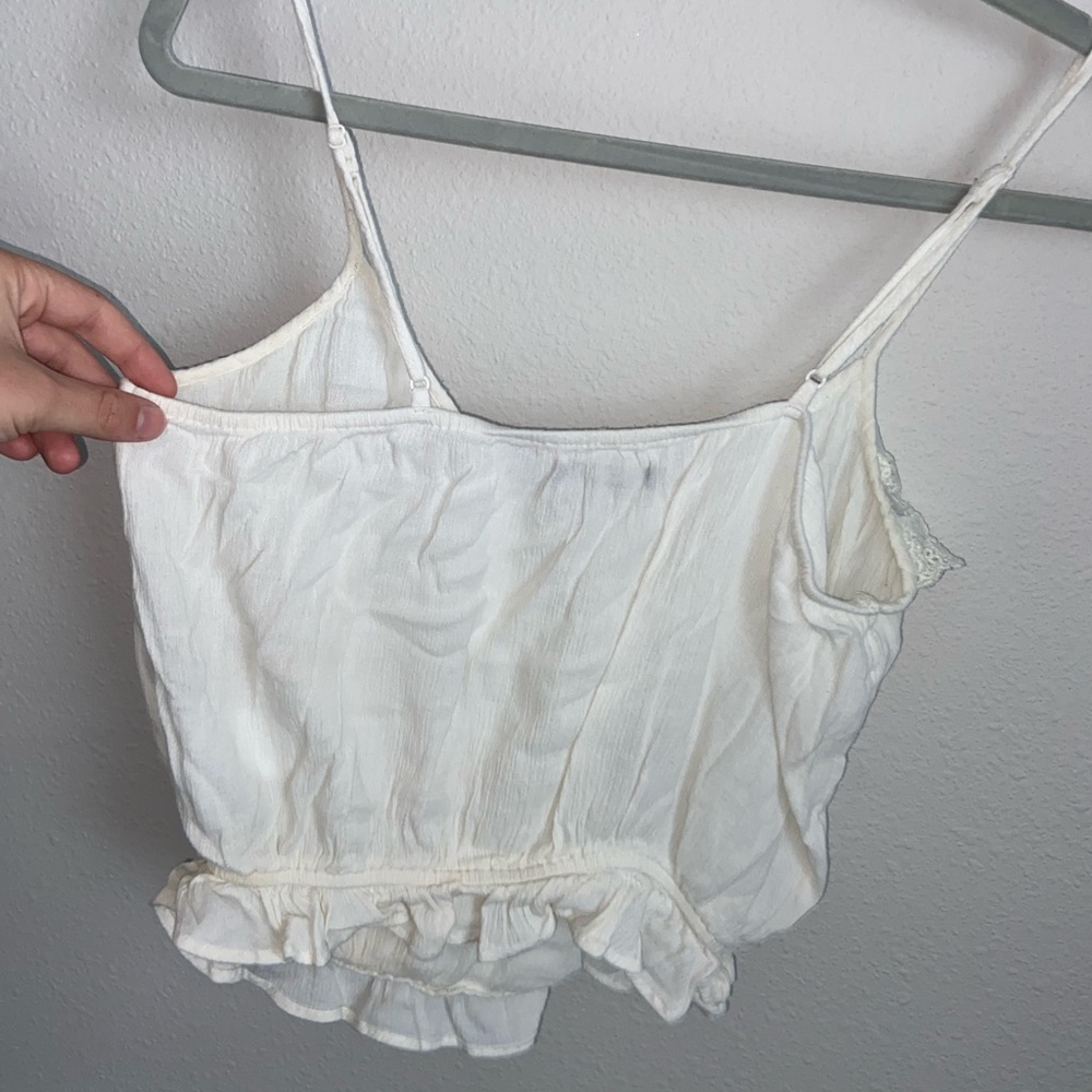 AMERICAN EAGLE - WHITE LACE V-NECK TANK TOP - Picture 6 of 16